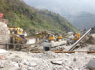 四川雅安月產10萬噸河卵石制砂生產線項目